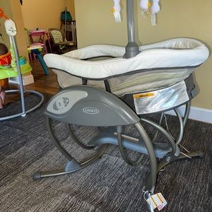Graco duo glider swing